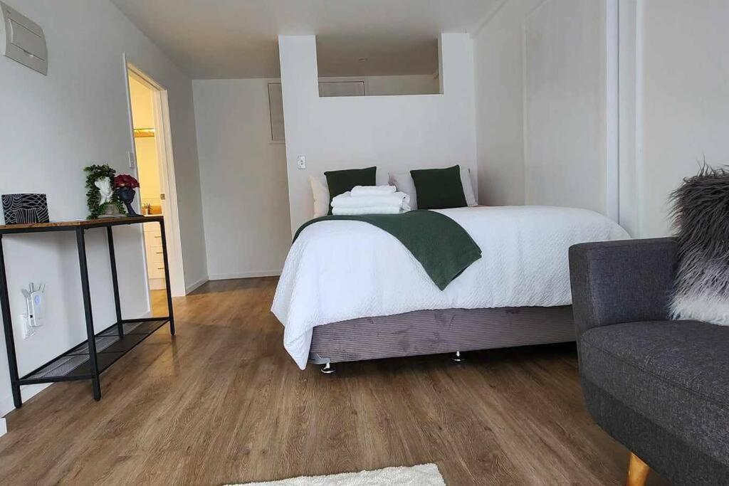 Beautiful New Onerahi Studio Whangarei Kültér fotó